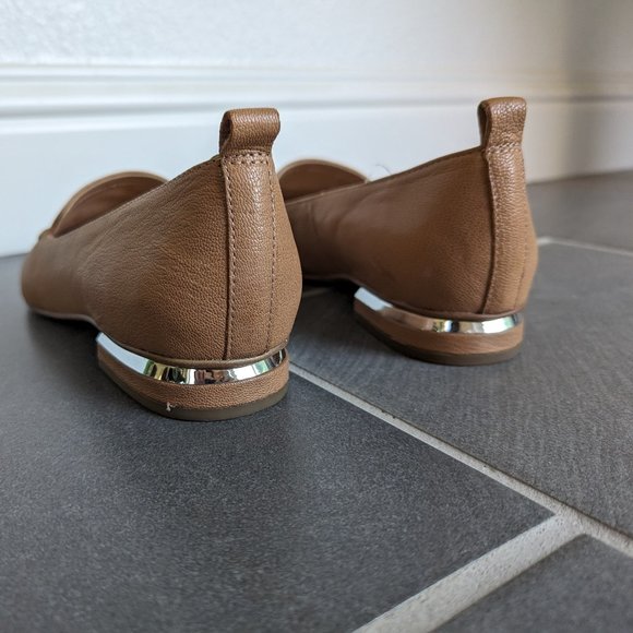 Franco Sarto Beige Pointed Toe Loafers (Like New) - Picture 4 of 8